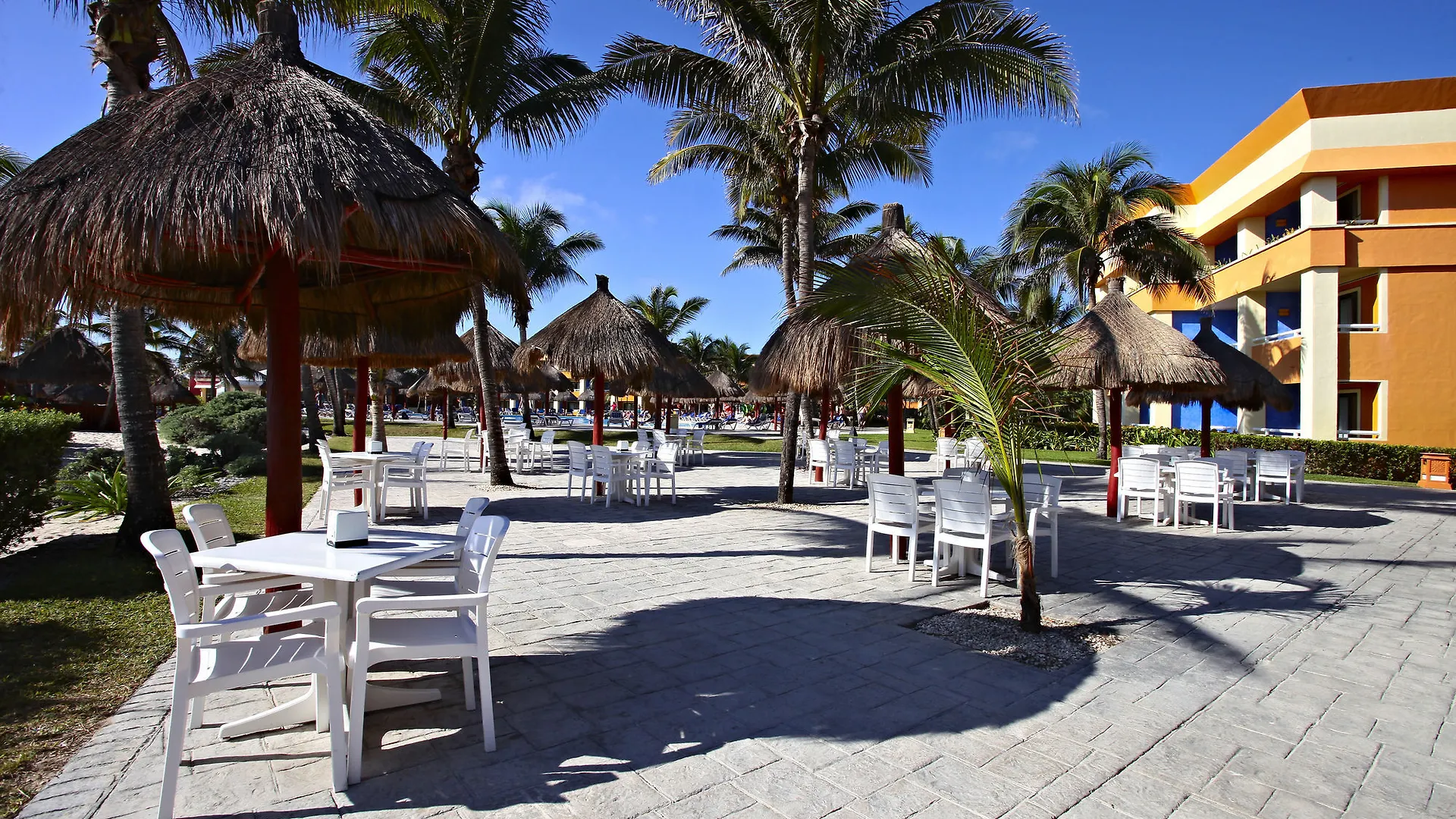 Bahia Principe Vacation Rentals - Quetzal - One-Bedroom Apartments Chacalal